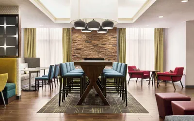 Photo 4 - Hampton Inn Quakertown