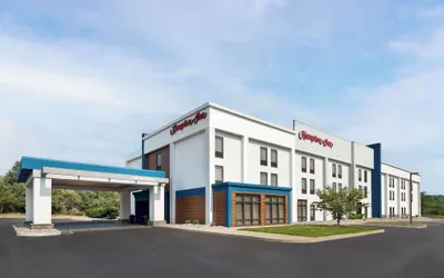 Photo 2 - Hampton Inn Quakertown