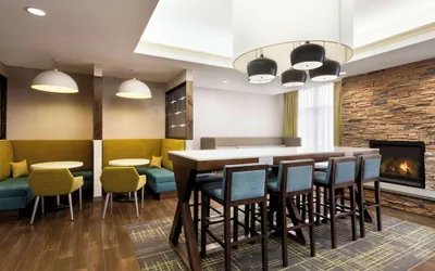 Photo 3 - Hampton Inn Quakertown