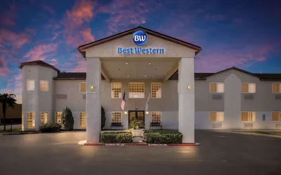 Photo 2 - Best Western Liberty Inn