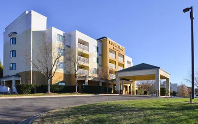 Photo 2 - Courtyard by Marriott Charlotte Gastonia
