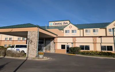 Photo 2 - Crystal Inn Hotel & Suites Great Falls