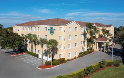 Photo 2 - Homewood Suites by Hilton Bonita Springs Naples North