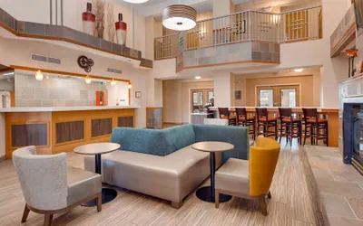 Photo 4 - Best Western Plus Gateway Inn & Suites