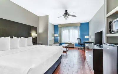 Photo 2 - Best Western Port Lavaca Inn
