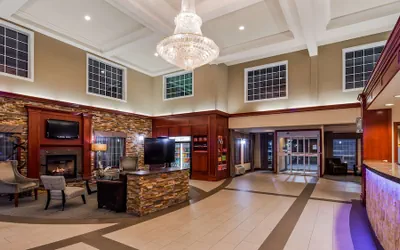 Photo 3 - Best Western Plus Vancouver Mall Dr. Hotel & Suites