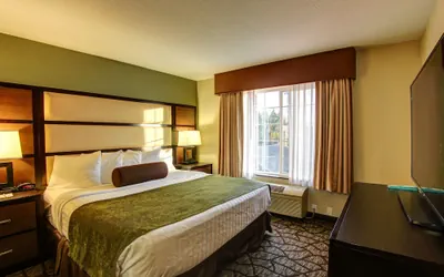Photo 4 - Best Western Plus Vancouver Mall Dr. Hotel & Suites