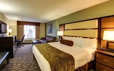 Photo 2 - Best Western Plus Vancouver Mall Dr. Hotel & Suites