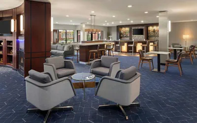 Photo 5 - Courtyard Minneapolis St. Paul/Roseville by Marriott