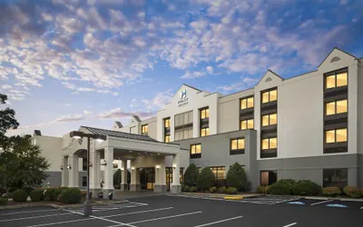 Photo 2 - Hyatt Select Richmond/Chester