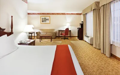 Photo 4 - Holiday Inn Exp Winston Salem by IHG