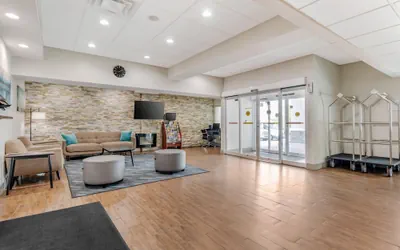 Photo 5 - Quality Inn & Suites Union City - Atlanta South