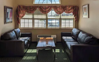 Photo 4 - St Clair Inn and Suites