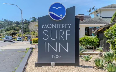 Photo 2 - Monterey Surf Inn