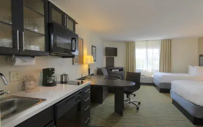 Photo 5 - Candlewood Suites Rogers / Bentonville by IHG