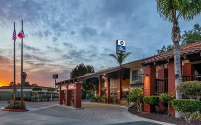 Photo 2 - Best Western Americana Inn