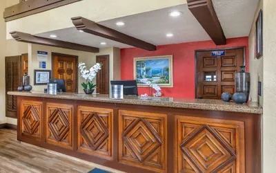 Photo 4 - Best Western Americana Inn