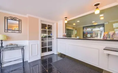 Photo 3 - Laguna Inn & Suites