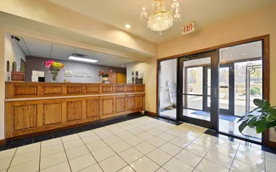 Photo 4 - Baymont by Wyndham Albany