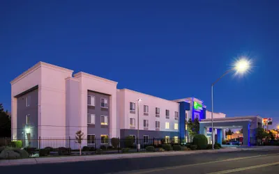 Photo 2 - Holiday Inn Express Stockton Southeast by IHG