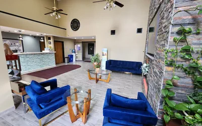 Photo 2 - Super 8 by Wyndham Pine Bluff