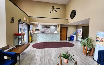 Photo 3 - Super 8 by Wyndham Pine Bluff