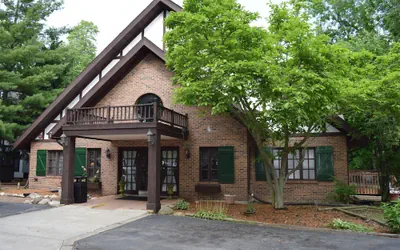 Photo 2 - Spring House Inn