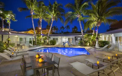 Photo 2 - Orchid Key Inn - Adults Only