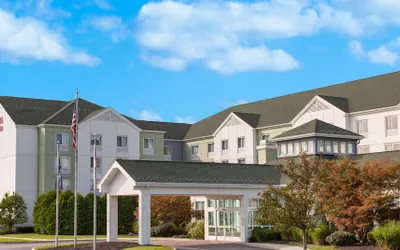 Photo 2 - Hilton Garden Inn Islip/MacArthur Airport