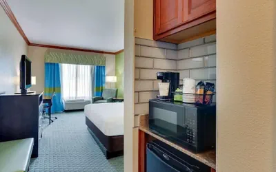 Photo 5 - Comfort Inn & Suites Waco Woodway