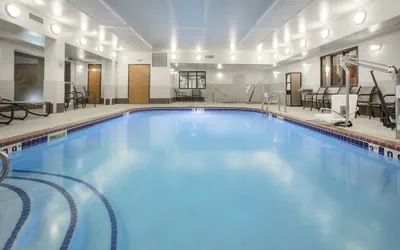 Photo 2 - Holiday Inn Express & Suites Yankton by IHG