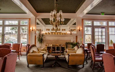 Photo 5 - Columbia Gorge Hotel and Spa