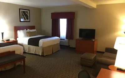 Photo 5 - Best Western Plus Arrowhead Hotel