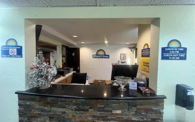 Photo 2 - Days Inn by Wyndham Fort Dodge