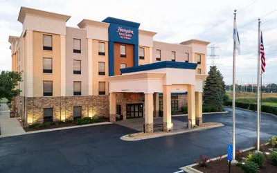 Hampton Inn & Suites Addison