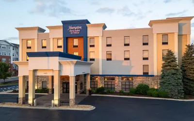 Hampton Inn & Suites Addison