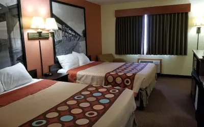 Photo 5 - Super 8 by Wyndham Ottumwa