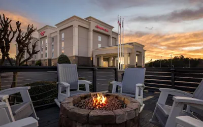 Photo 2 - Hampton Inn Guntersville