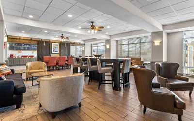 Photo 5 - Hampton Inn Guntersville