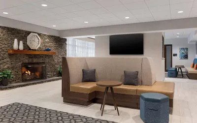 Photo 3 - Hampton Inn Bloomsburg