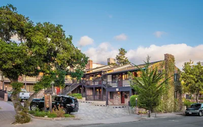 Wayside Inn