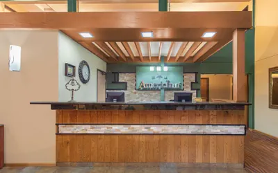 Photo 3 - AmericInn by Wyndham West Bend