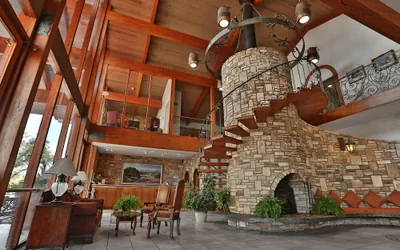 Photo 2 - The Inn Of The Hills