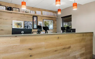 Photo 4 - Country Inn & Suites by Radisson, Hinesville, GA