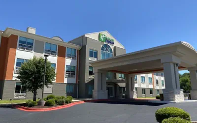 Photo 2 - Holiday Inn Express & Suites Enterprise by IHG