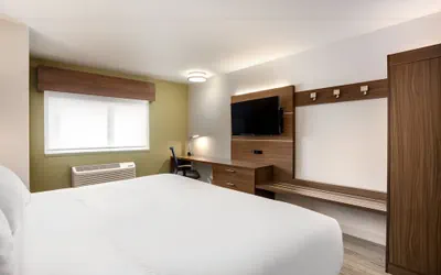 Photo 2 - Holiday Inn Express Wisconsin Dells by IHG