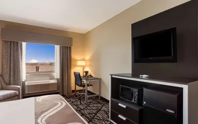 Photo 5 - Quality Inn & Suites Pearl - Jackson