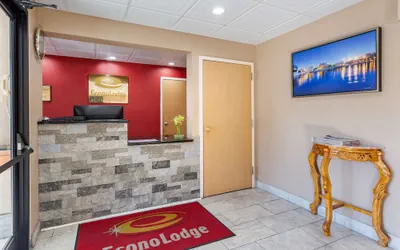 Photo 5 - Econo Lodge Lookout Mountain