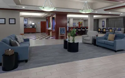 Photo 4 - Hampton Inn Woodbridge