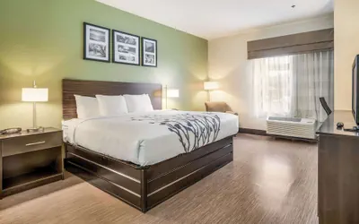 Photo 5 - Sleep Inn & Suites Jacksonville near Camp Lejeune